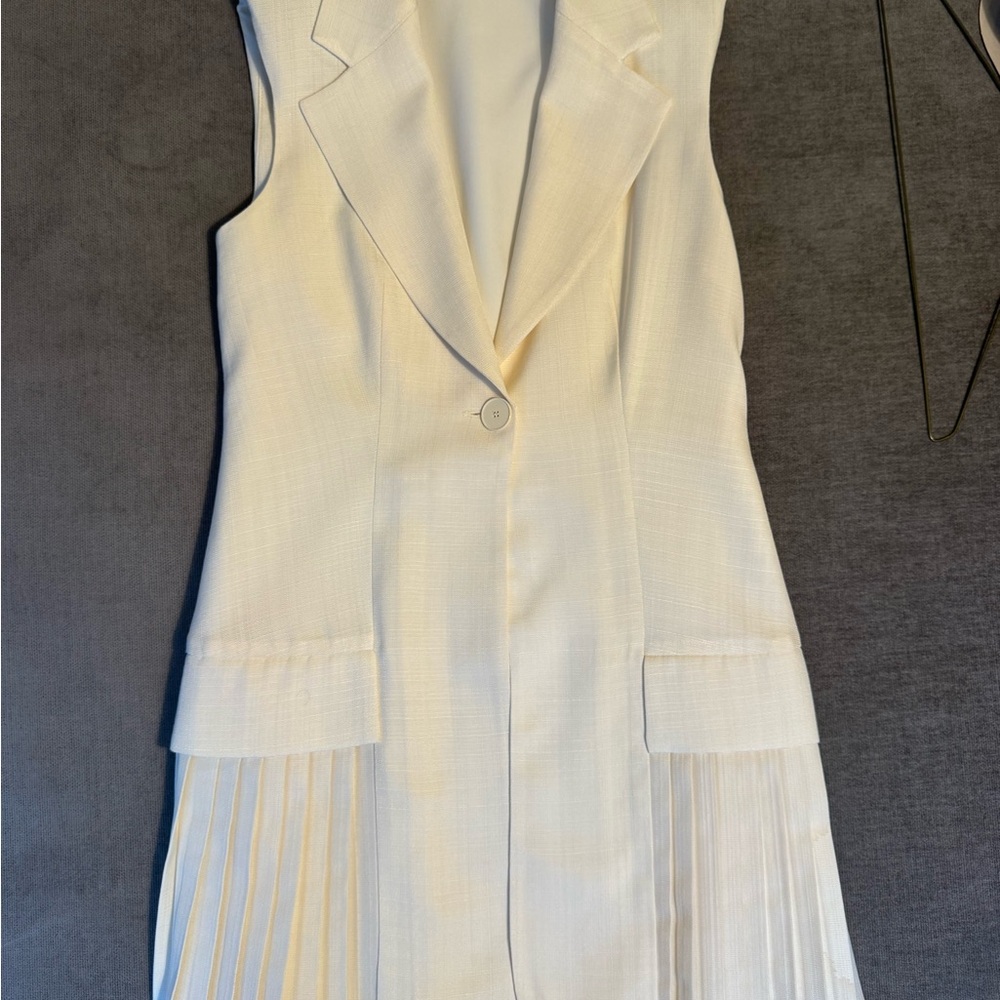 Sandro Ivory Sleeveless Blazer Dress - Picture 4 of 8